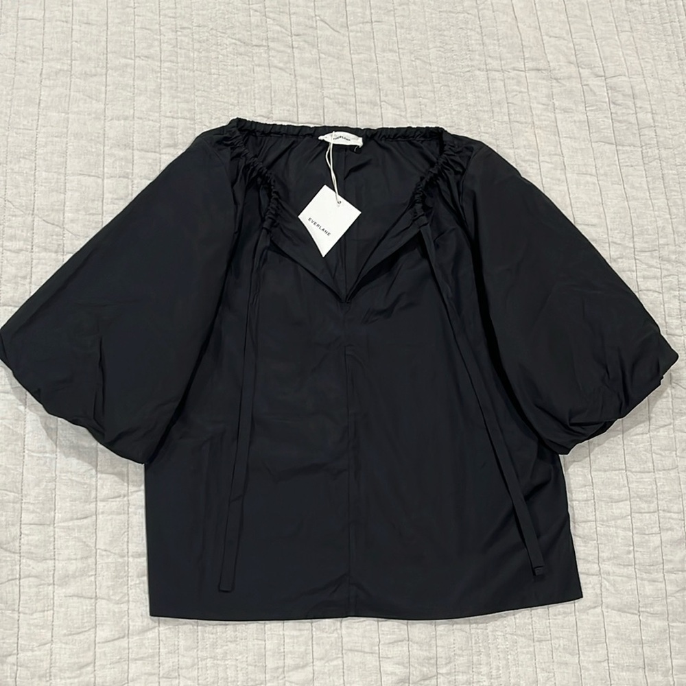 Everlane NWT Supima Puff Sleeve Top in Black. Size Small